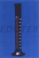 MEASURING CYLINDER AMBER COLOUR WITH POUR-OUT, ROUND BASE Accuracy as per ISO 4788